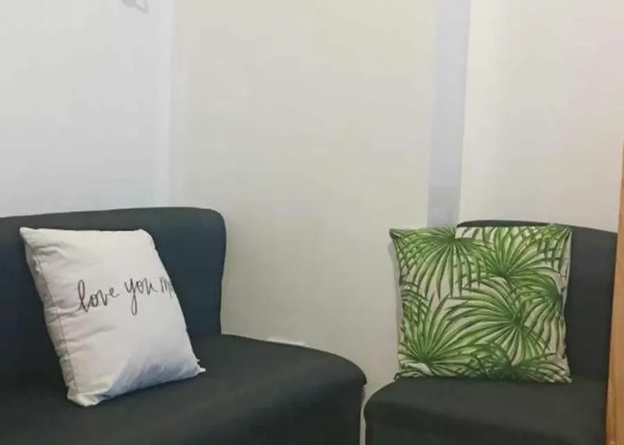 Luxurious 9th Floor In Quezon With Private Pool * Manila