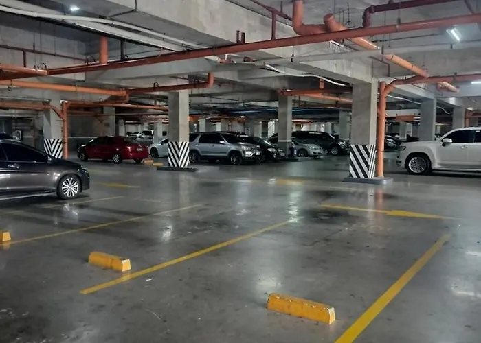Luxurious 9th Floor In Quezon With Private Pool * Manila
