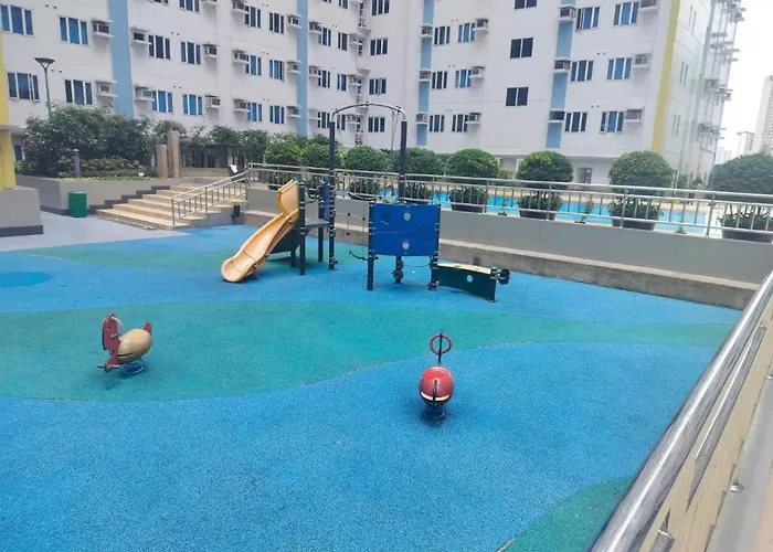 Luxurious 9th Floor In Quezon With Private Pool *